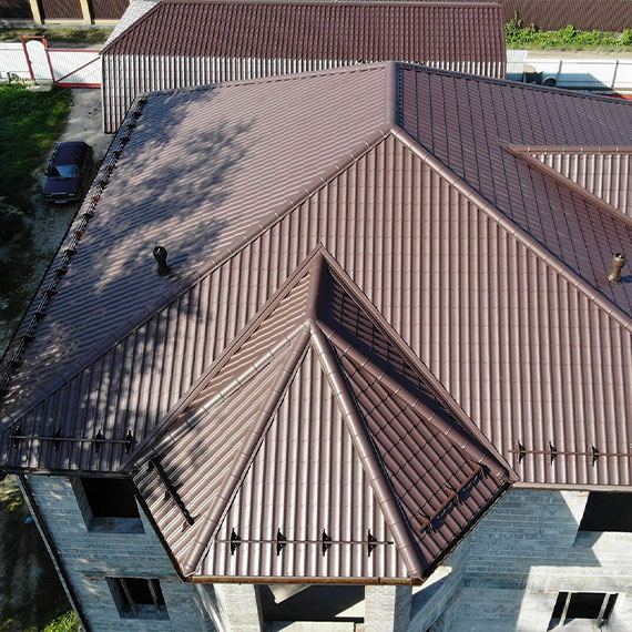 Монтаж сложной крыши и кровли в Кадникове и Вологодской области